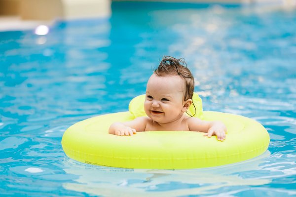 Top baby floats and armbands for safe summer splashing